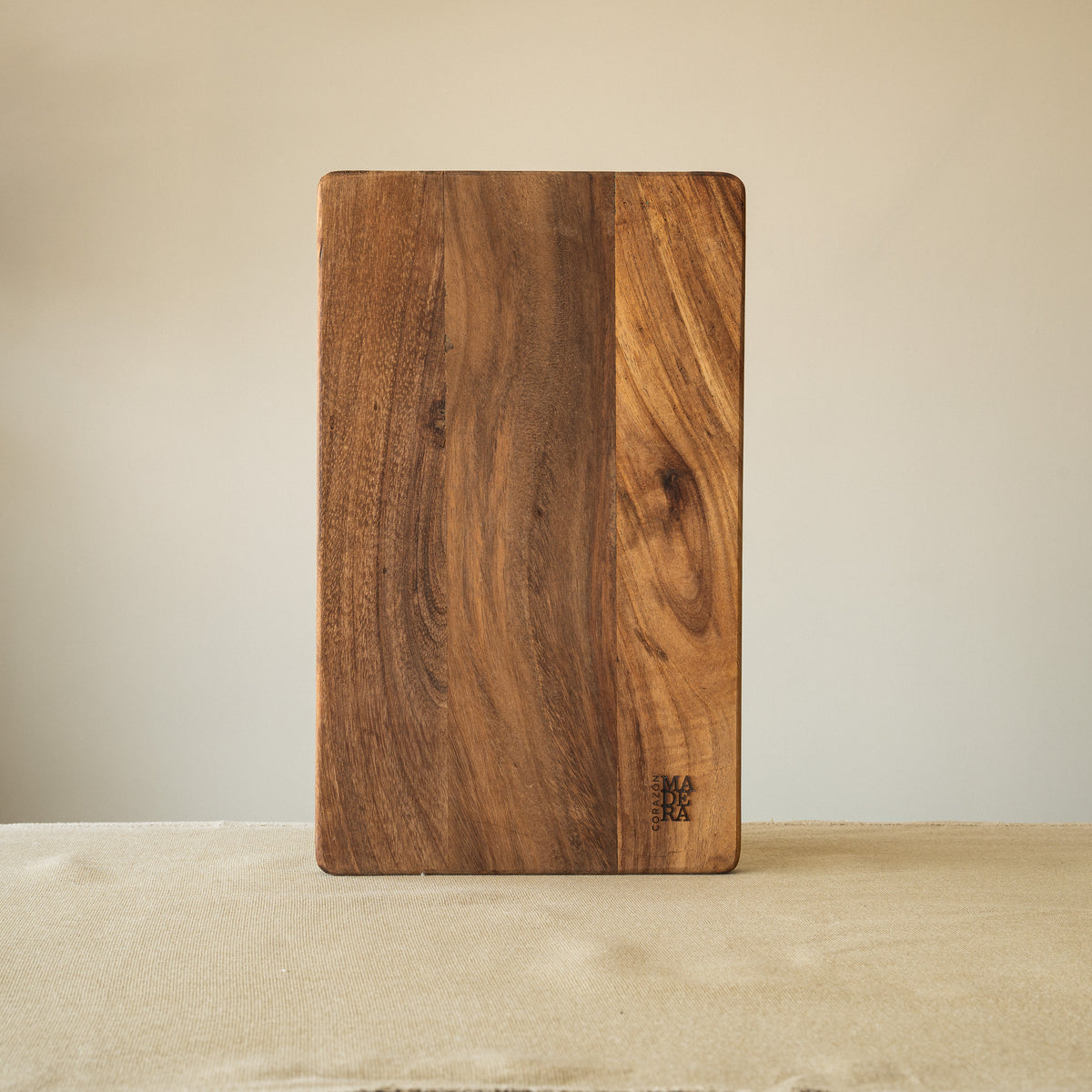Parrillera Grande — Tabla de asado en parota, 50×30